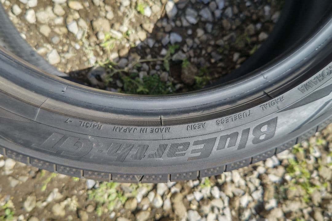 195/50R19 ヨコハマタイヤ　BluEarthGT 　タイヤのみ1本