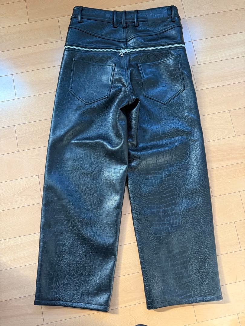 goar.archive クロコ レザー Matte leather black
