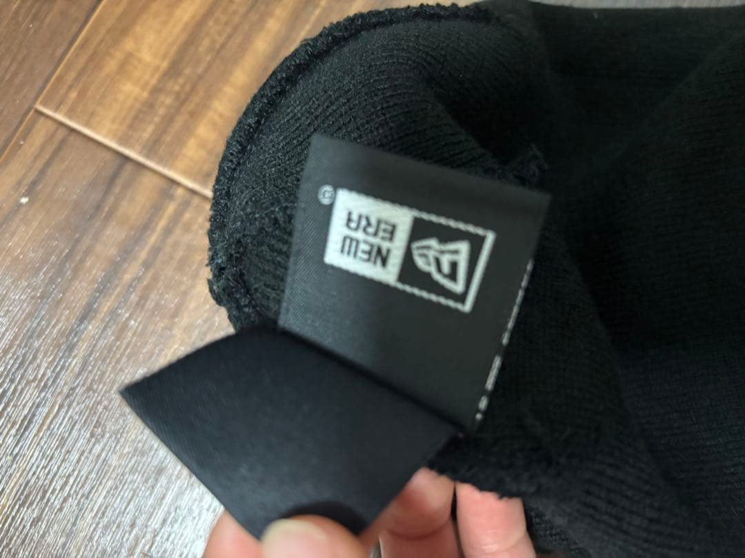 し*ゃ様 Supreme ブラック ニット帽　今週まで出品！　値下げしてます‼️