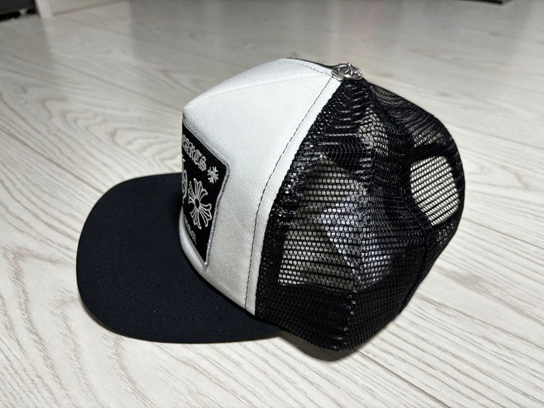 新品未使用 クロムハーツ トラッカーキャップ