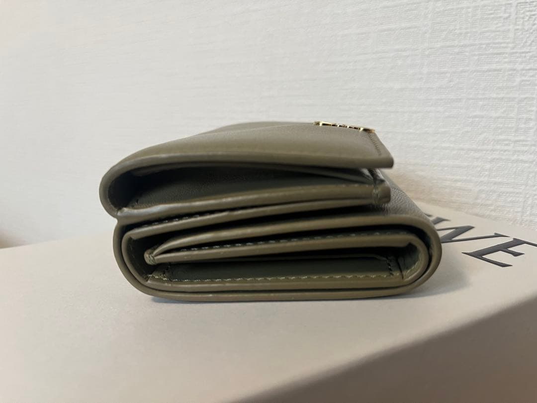 【mmnykhh】LOEWE 三つ折り財布