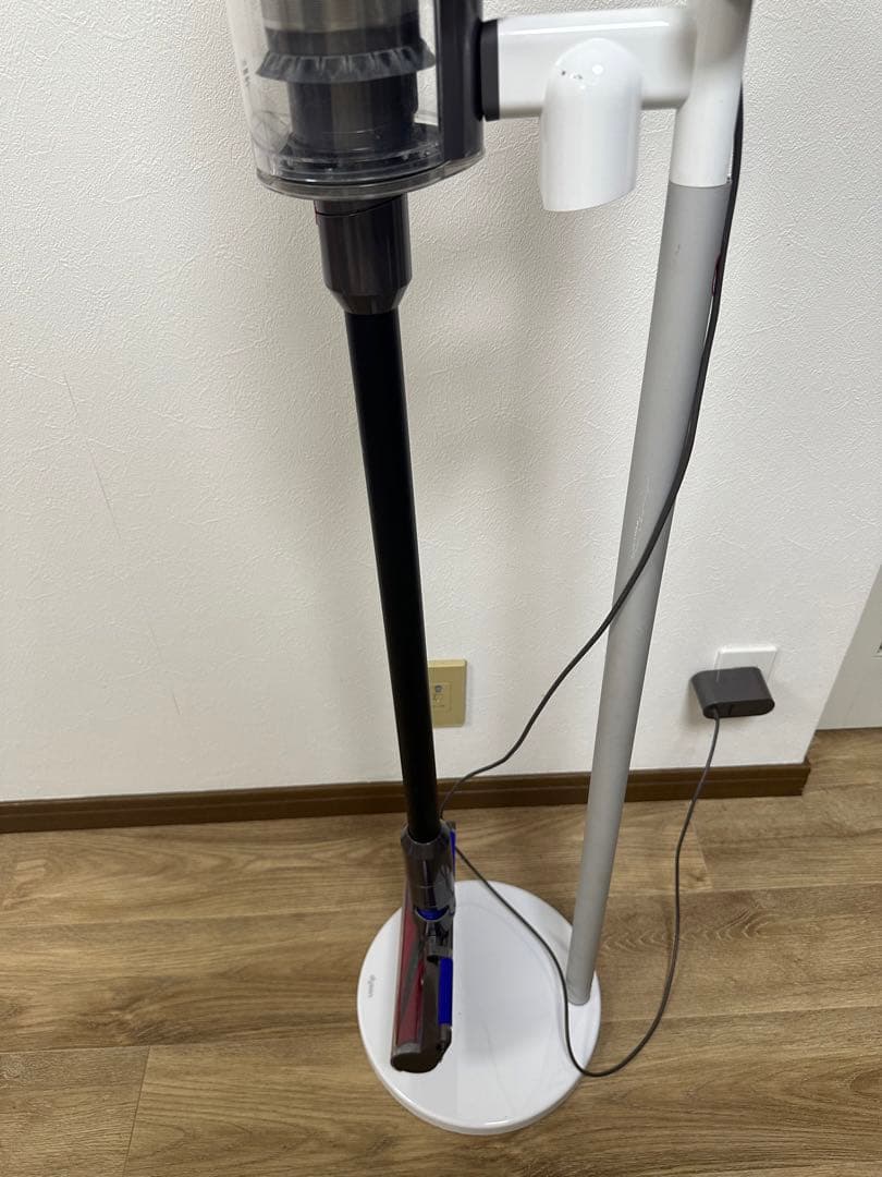 Dyson digital slim SV18 スタンド付き