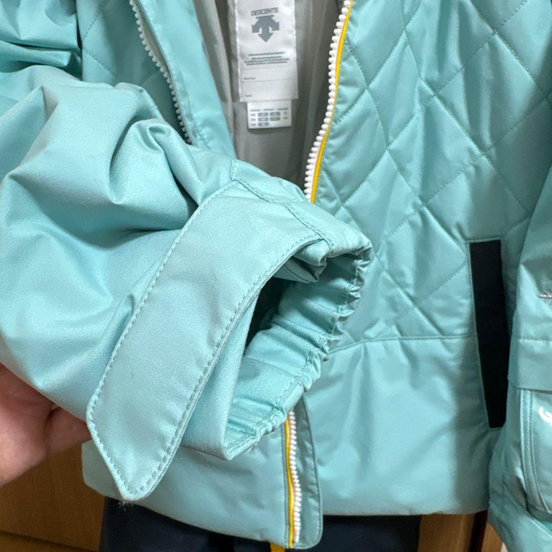 デサント（DESCENTE）子供 スキー&スノーボードウェア 上下セット140