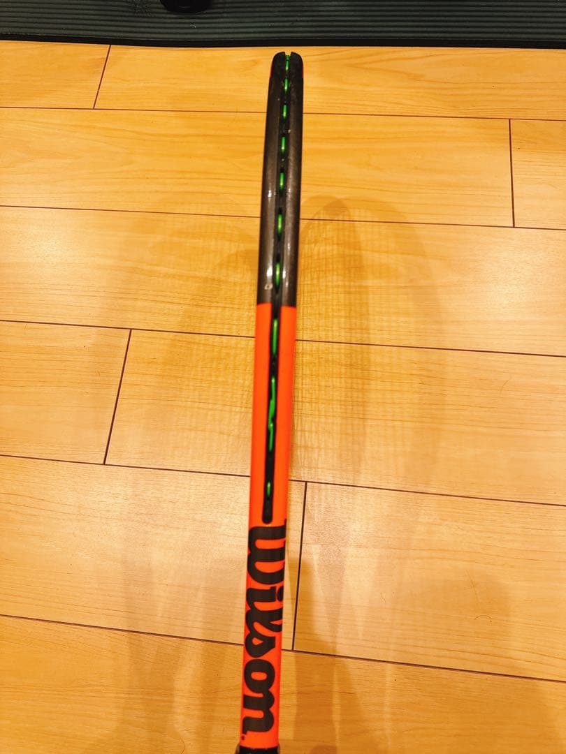 Wilson Burn テニスラケット リバースカラー