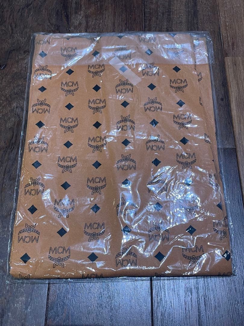 mcm phenomenon TISA SWAGGER 新品未使用未開封 L