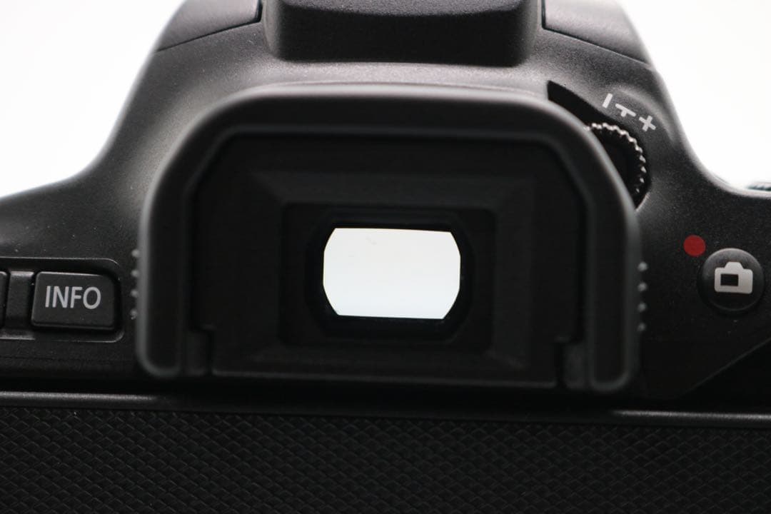 超美品ですが 【Canon EOS Kiss X10 ダブルレンズセット】