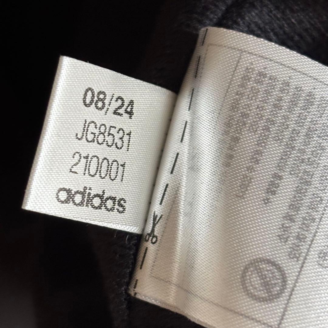 トルネコ 　　　　　adidas フード付きウィンドブレーカー上下セット