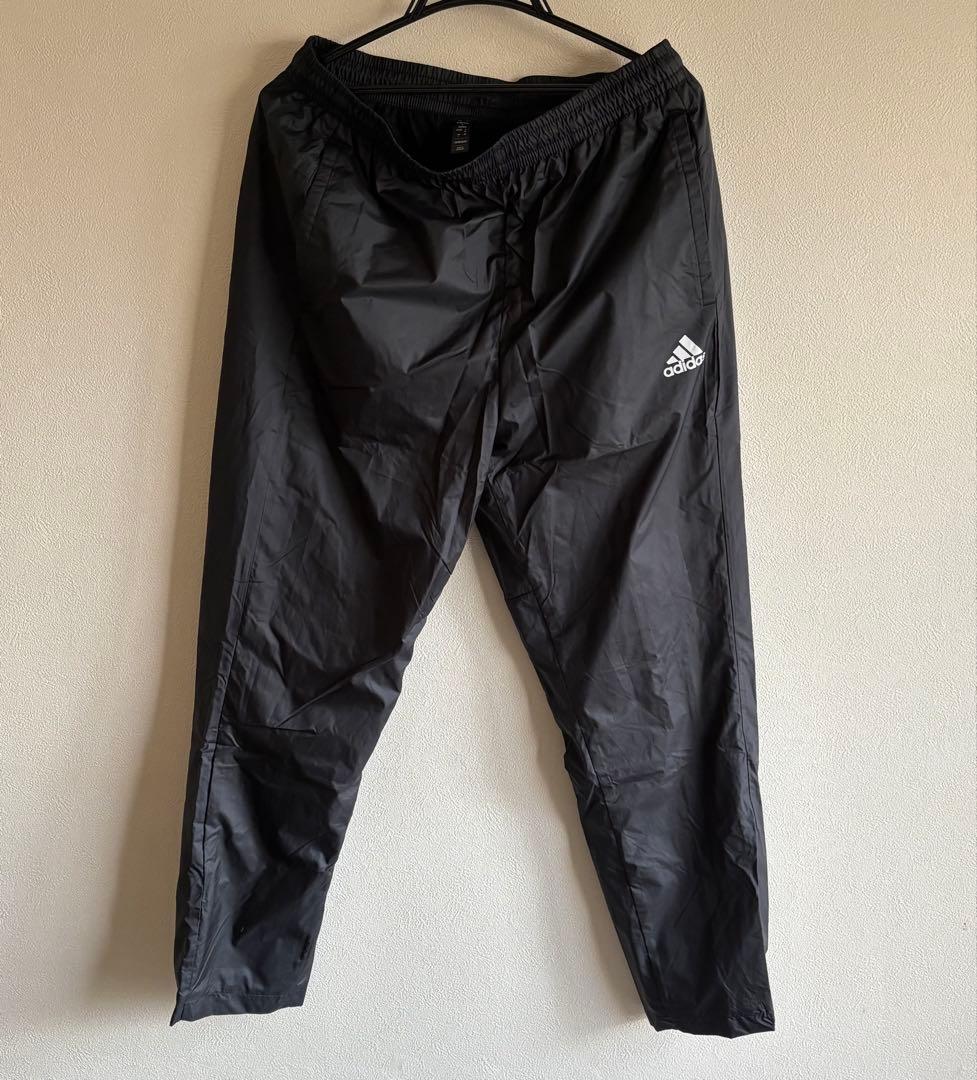 トルネコ 　　　　　adidas フード付きウィンドブレーカー上下セット