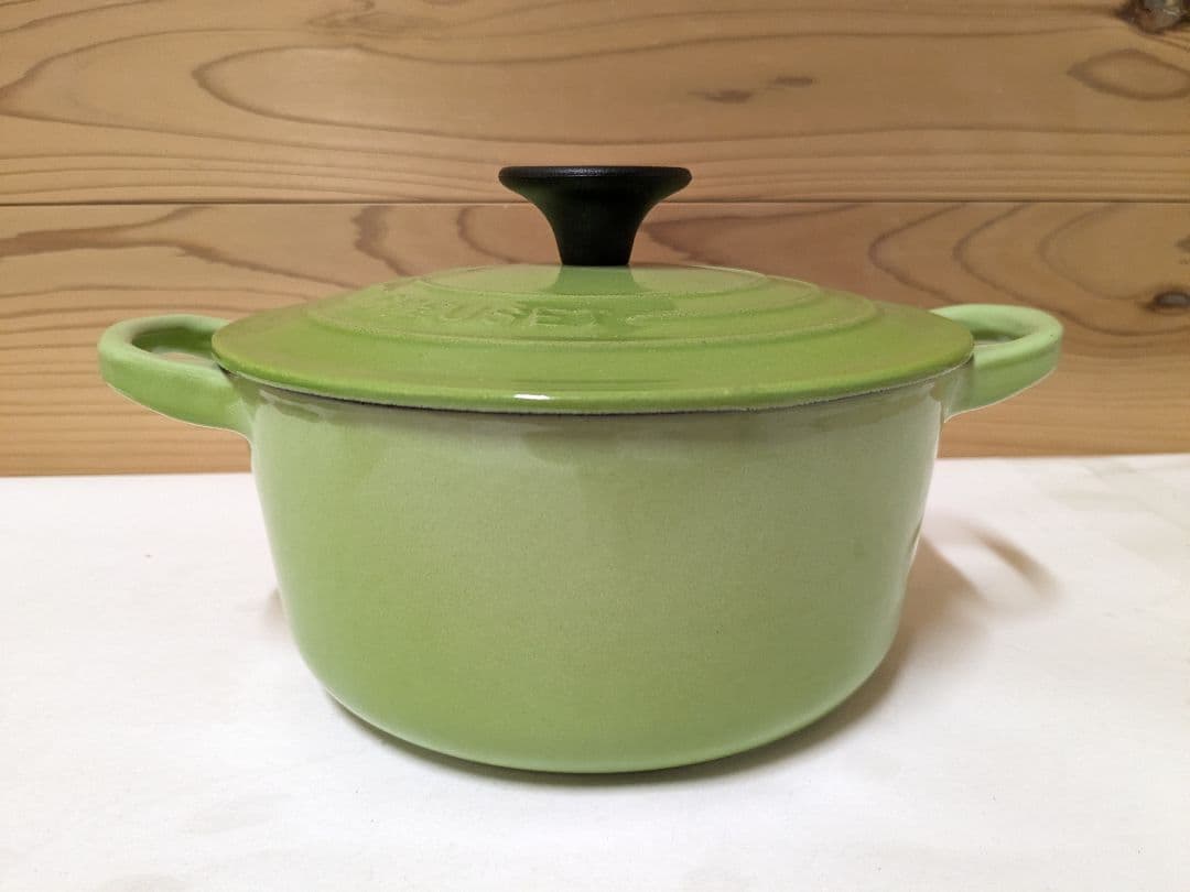 ル・クルーゼ　Le　Creuset ココット・ロンド　グリーン　16cm
