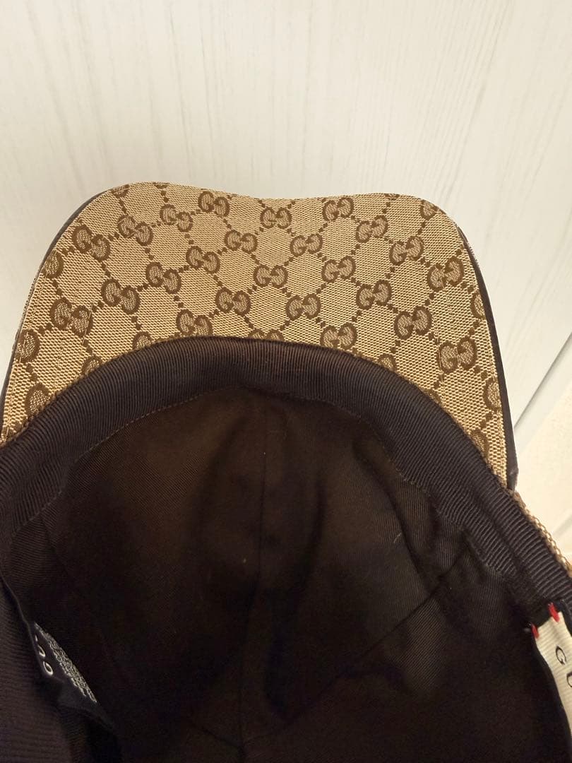 GUCCIベースボールロゴキャップ