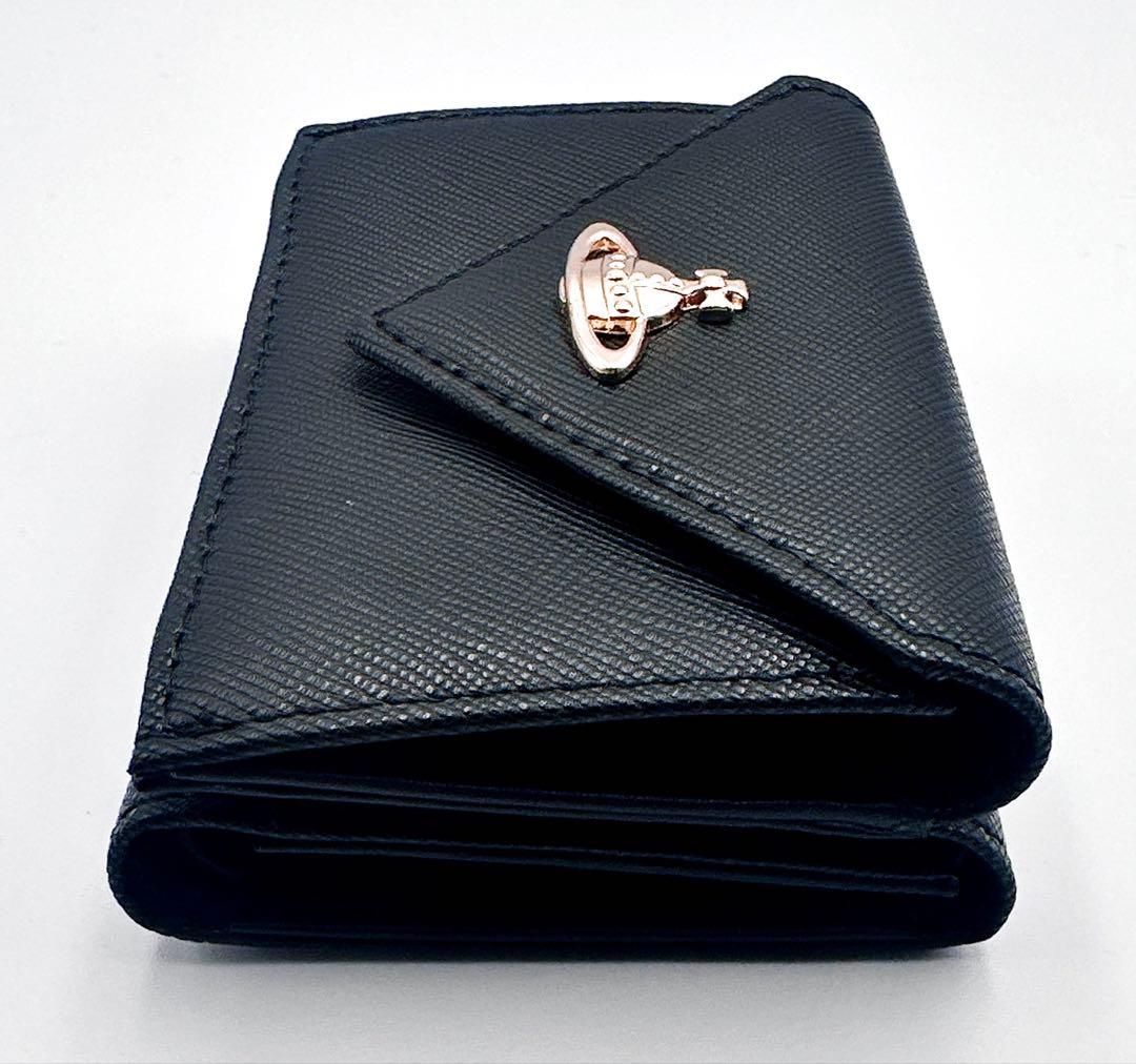 【新品✨人気】Vivienne Westwood 三つ折り財布/黒/ブラック