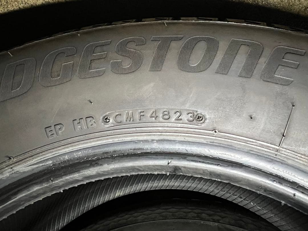 215/65 R16 BRIDGESTONE ALENZAラジアルタイヤ23年