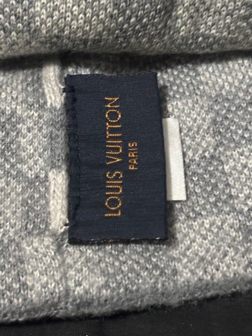Louis Vuitton グレー チェック柄 ニット帽