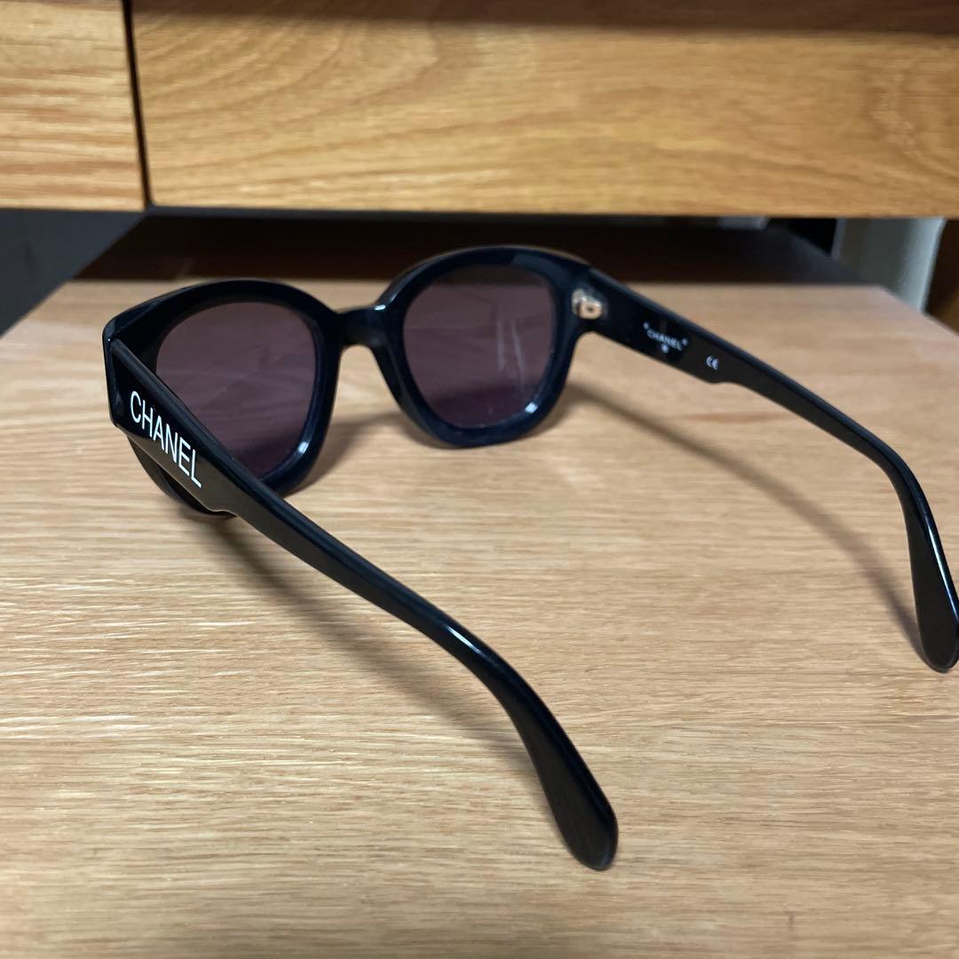【美品】CHANEL ブラック キャットアイ サングラス