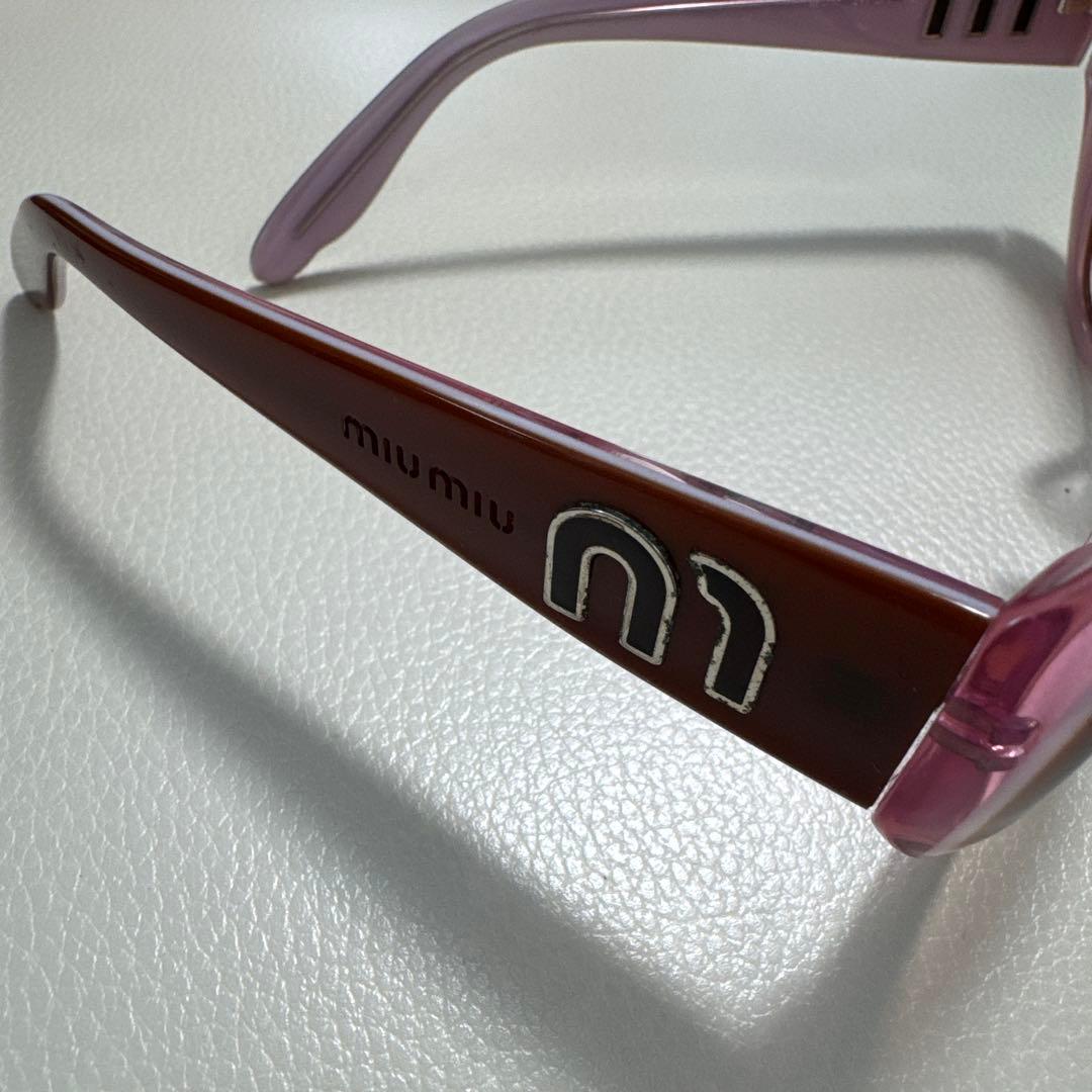MIU MIU ラウンド型サングラス ピンク グラデーション