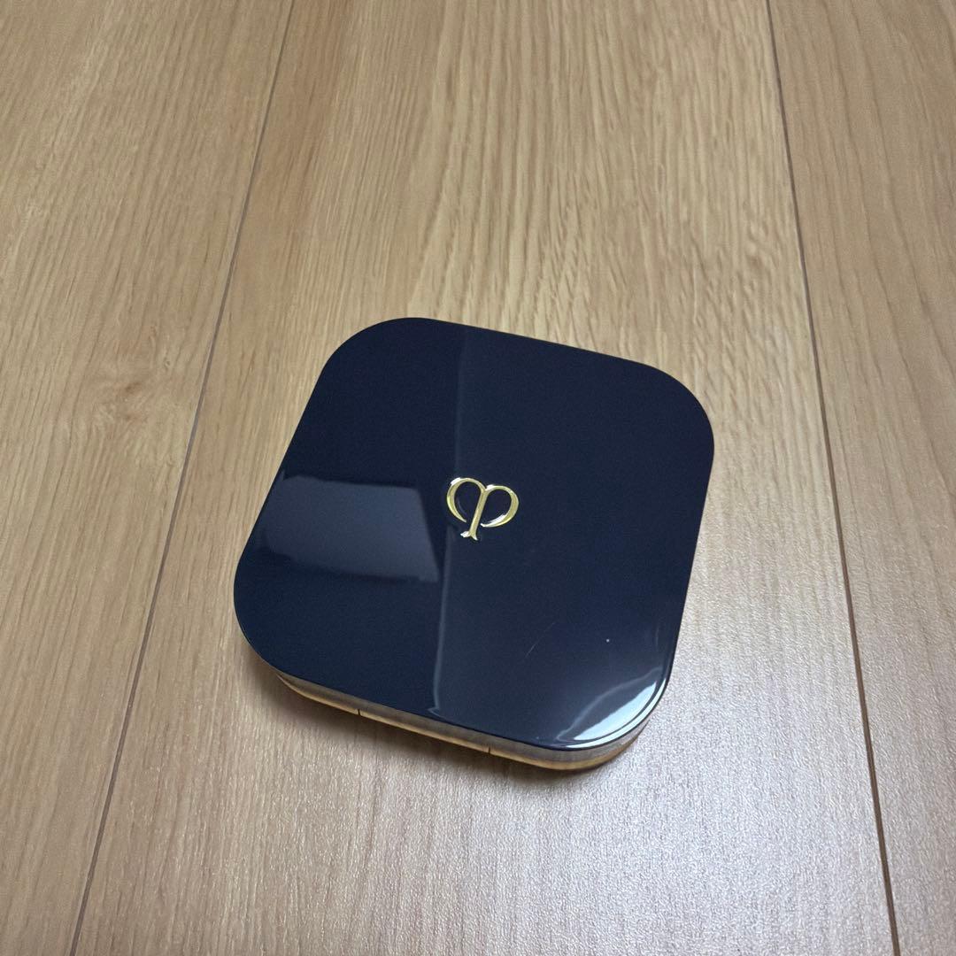 【ほぼ新品】クレ・ド・ポー ボーテ クッションファンデーション