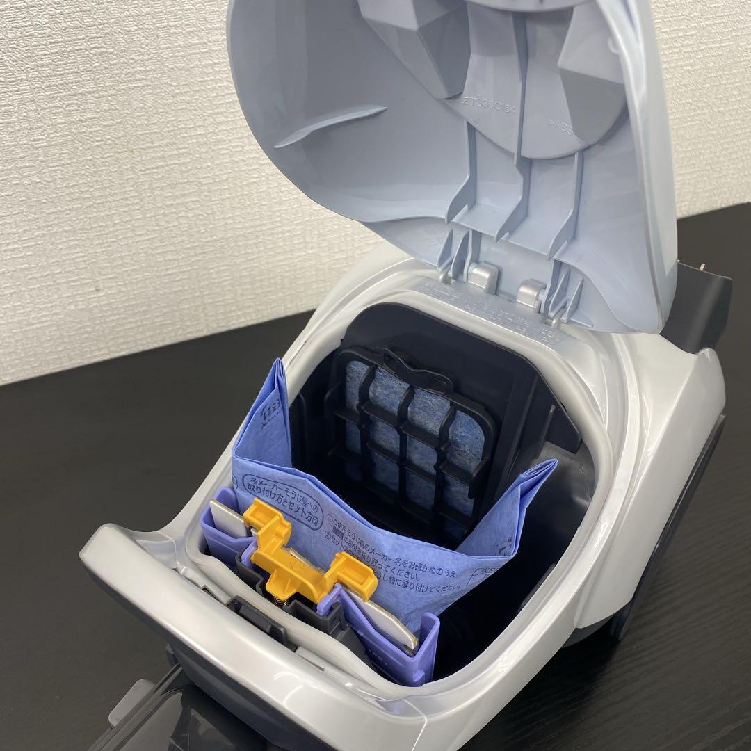 送料込み＊MITSUBISHI 紙パック式掃除機 2024年製＊0401-1
