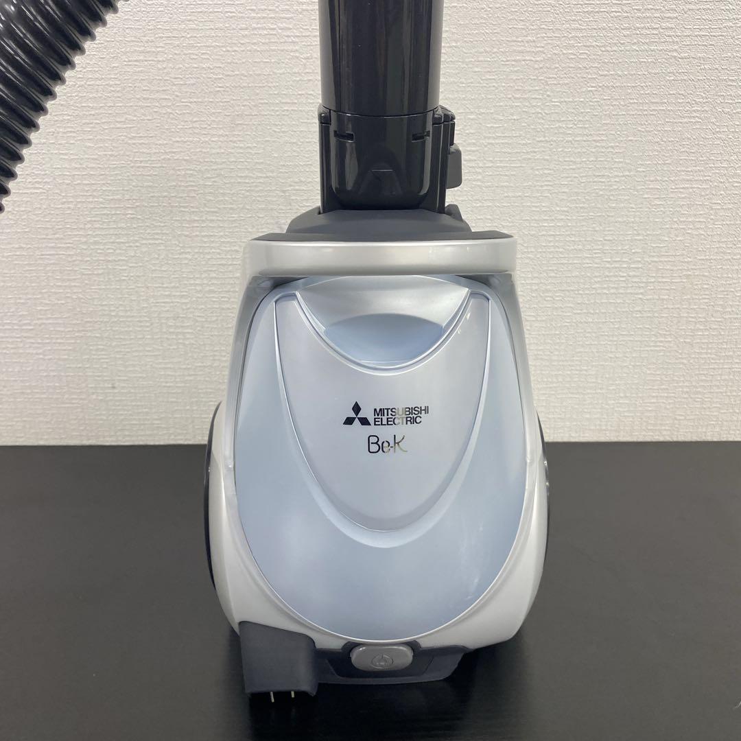 送料込み＊MITSUBISHI 紙パック式掃除機 2024年製＊0401-1