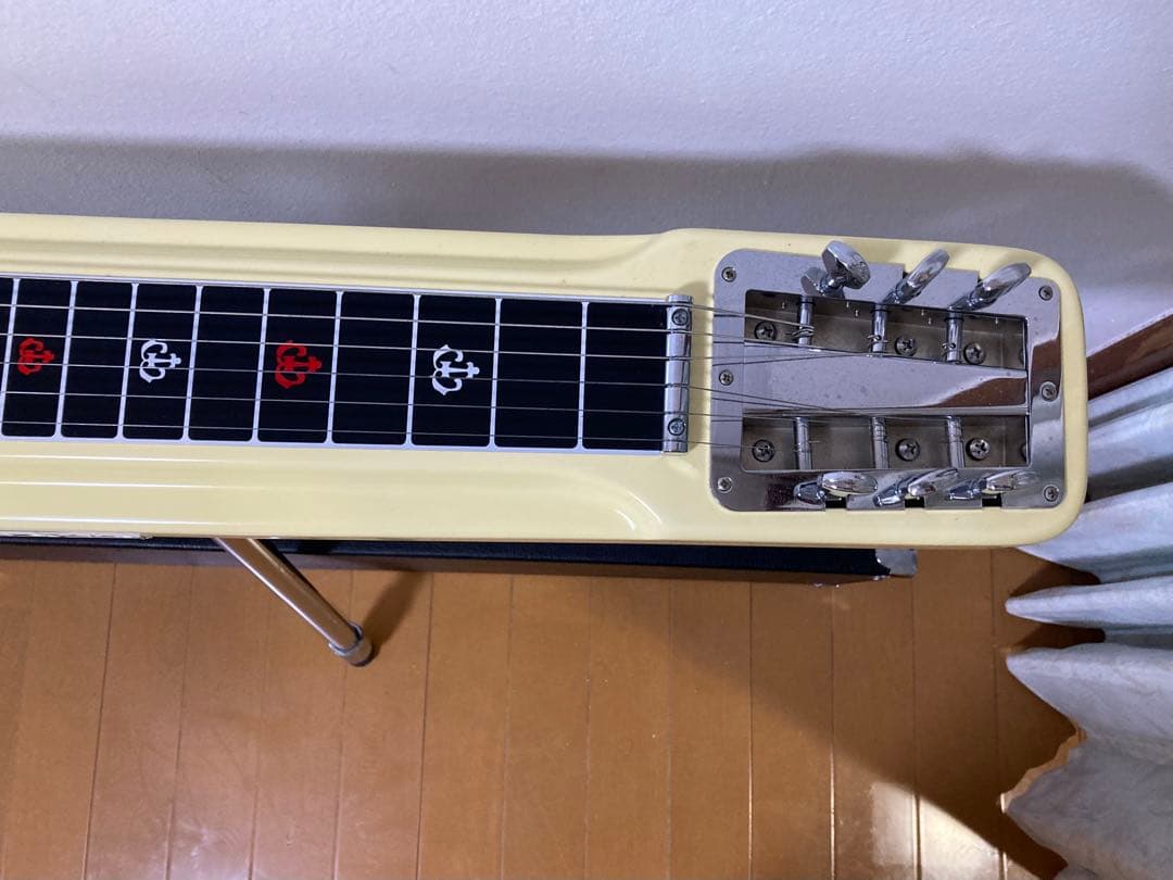 「美品」Guyatone グヤ6弦スチールギター　スタンド、ケース付