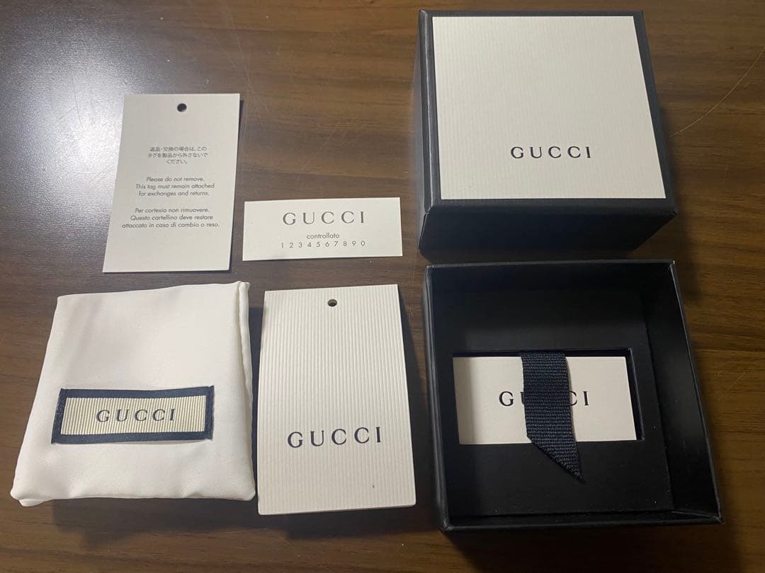 グッチ　ネックレスチャーム　ウルフ