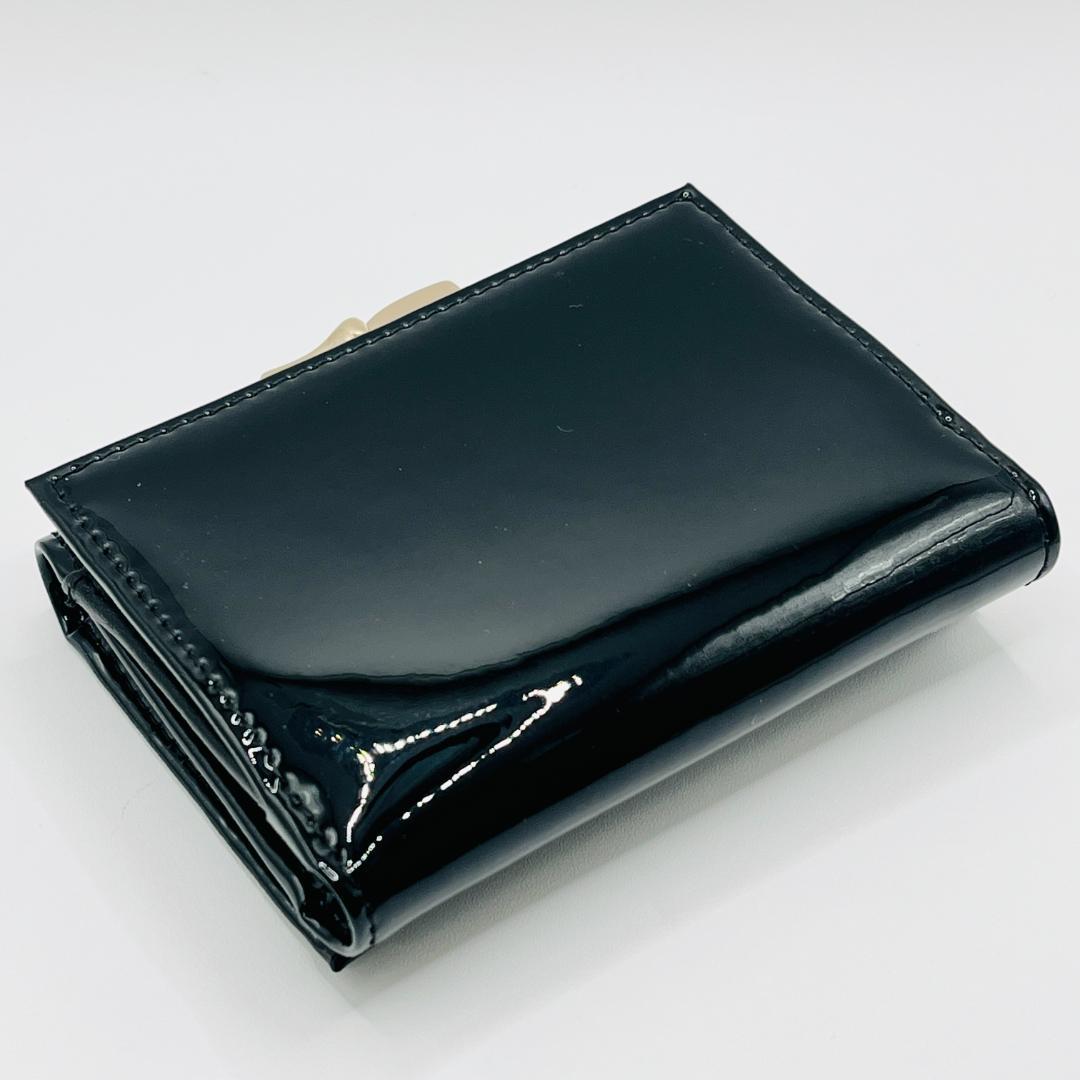 こにち様 Vivienne Westwood がま口 折財布 黒 エナメル
