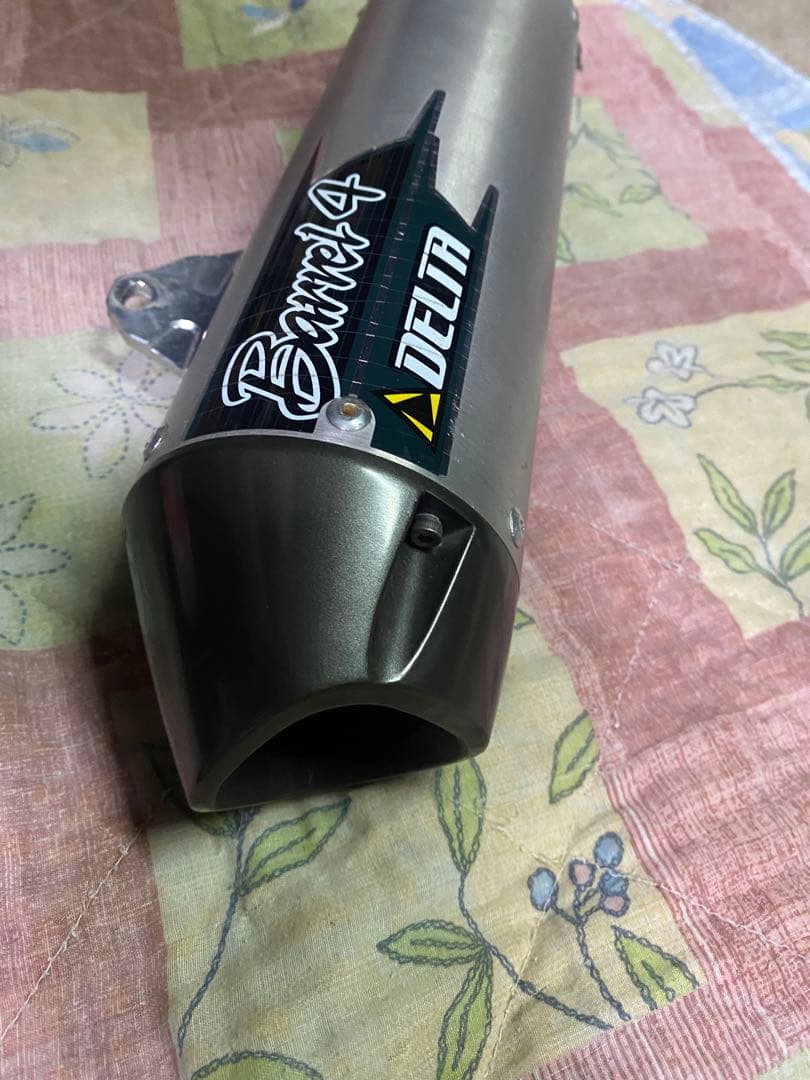 Barrelバレル 4 Delta デルタ　マフラー　crf250 md44