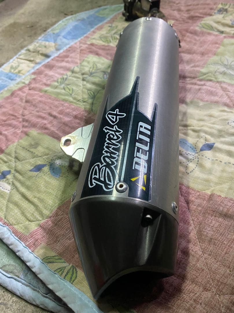 Barrelバレル 4 Delta デルタ　マフラー　crf250 md44
