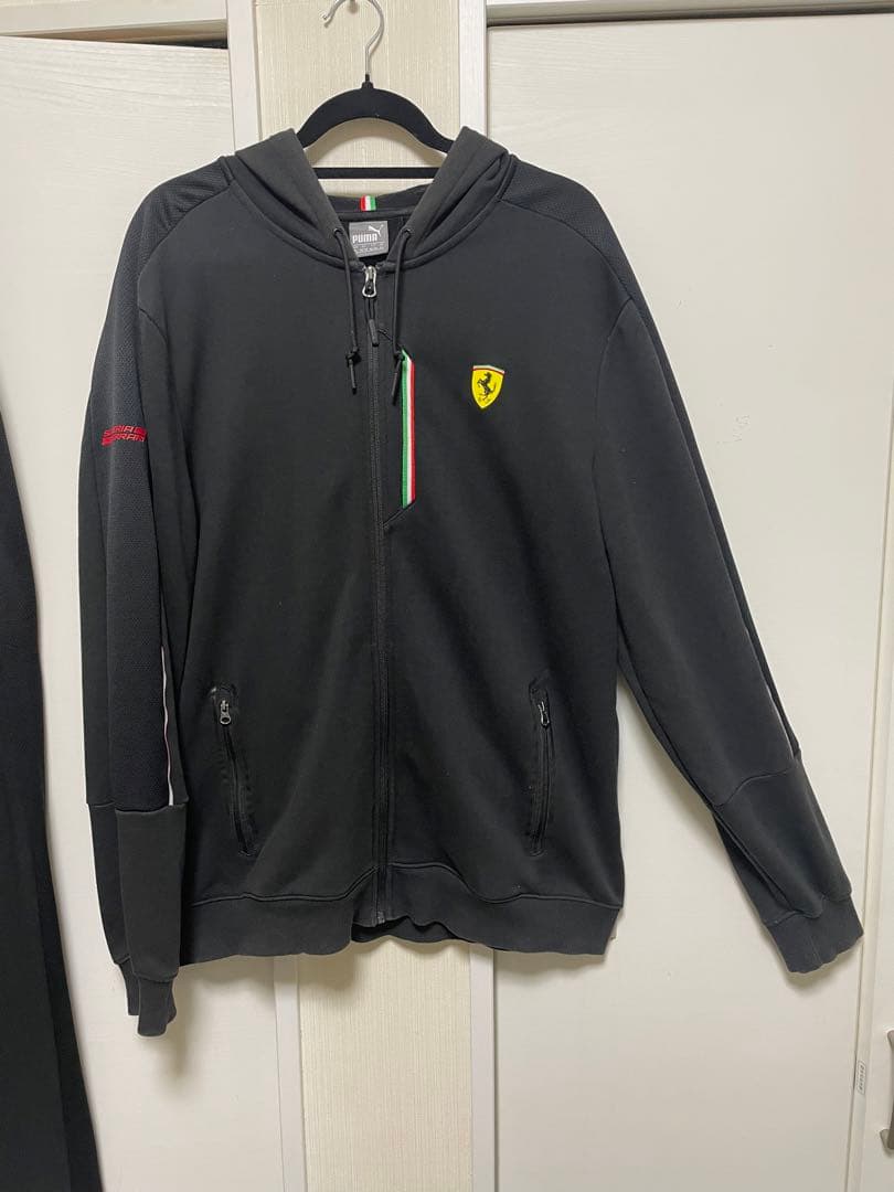 PUMA Ferrari フルジップフーディとパンツのジャージ上下セット XL