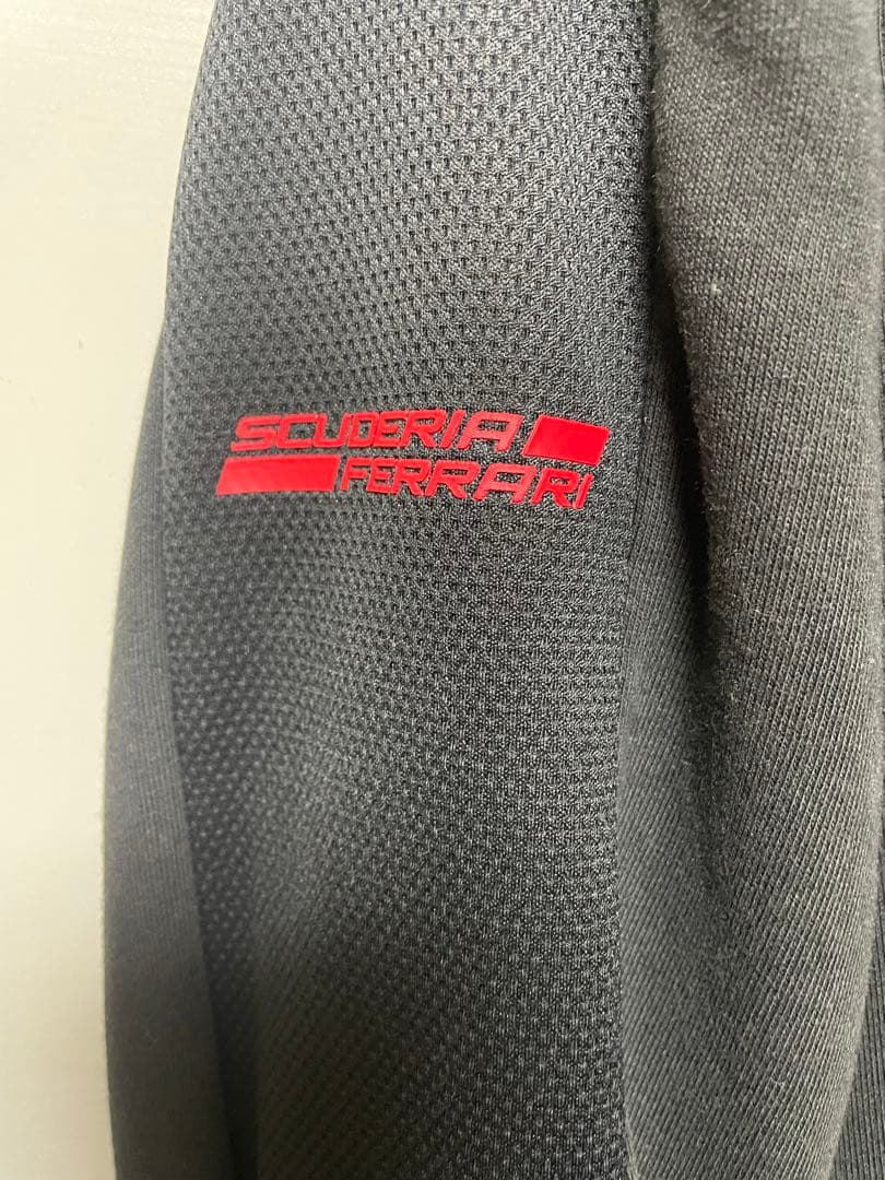PUMA Ferrari フルジップフーディとパンツのジャージ上下セット XL
