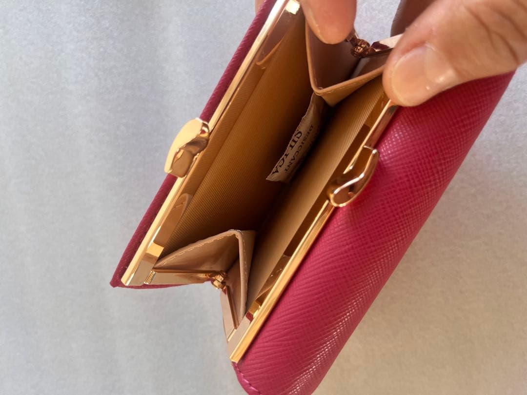 【新品未使用】Vivienne Westwood ピンク 三つ折り財布