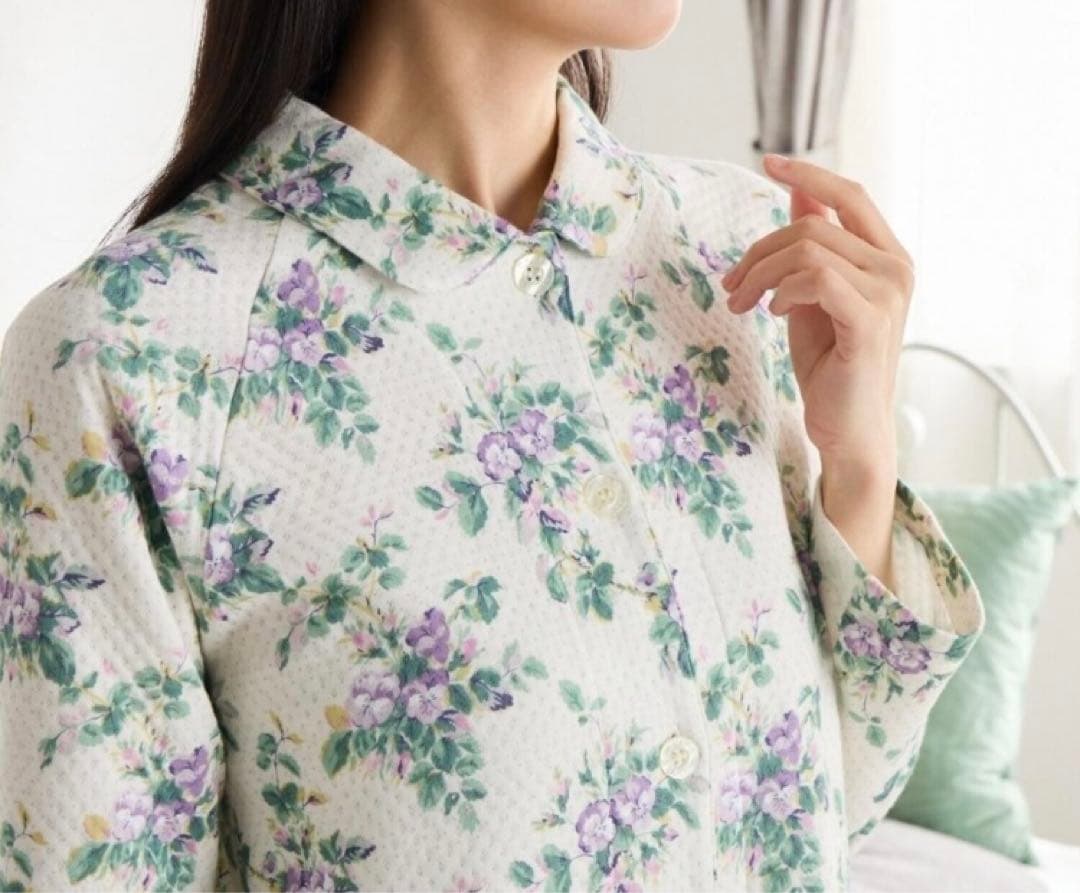 専用　LAURA ASHLEY ローラアシュレイ　ナイトウェア