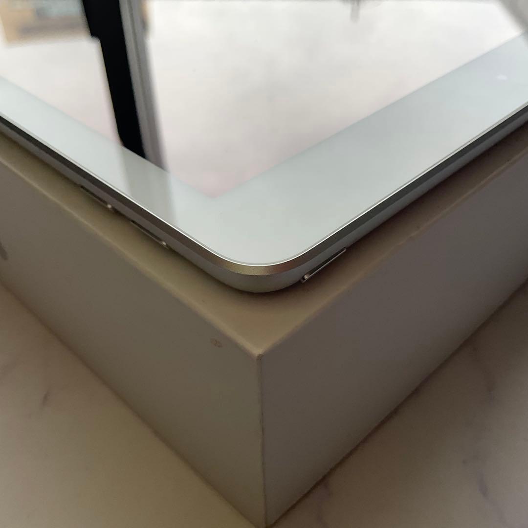 【美品】Apple iPad 第6世代 Wi-Fi 32GB