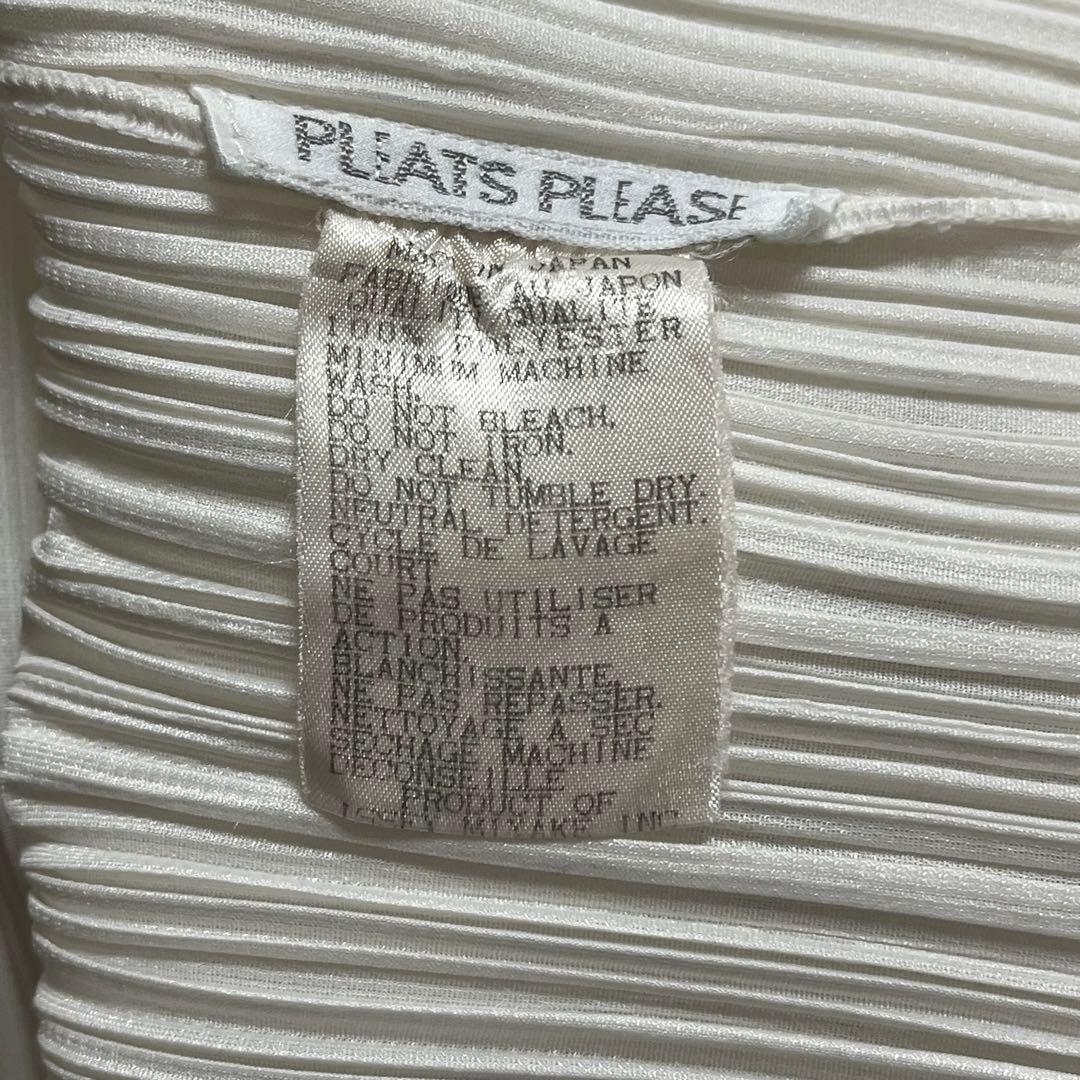 PLEATSPLEASE イッセイミヤケ トップス　カットソー　半袖　白　3