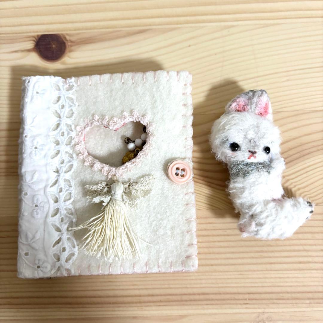 作家さん ぬいぐるみ ブローチ アーティスト ハンドメイド