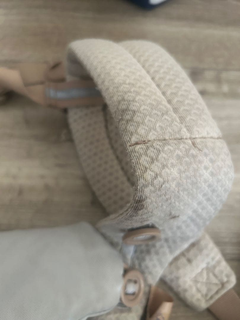 ergobaby 多機能抱っこひも ベージュ