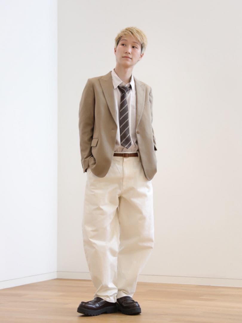 【L】在庫限り 完売品 UNIQLO:C テーラードジャケット 新品未使用
