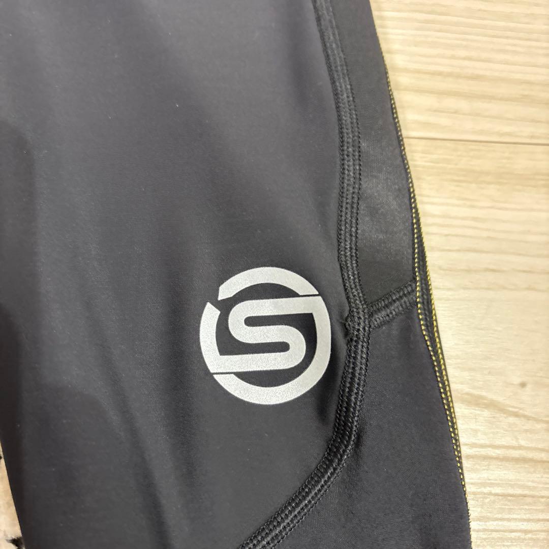 skins メンズ　コンプレッションインナーパンツ