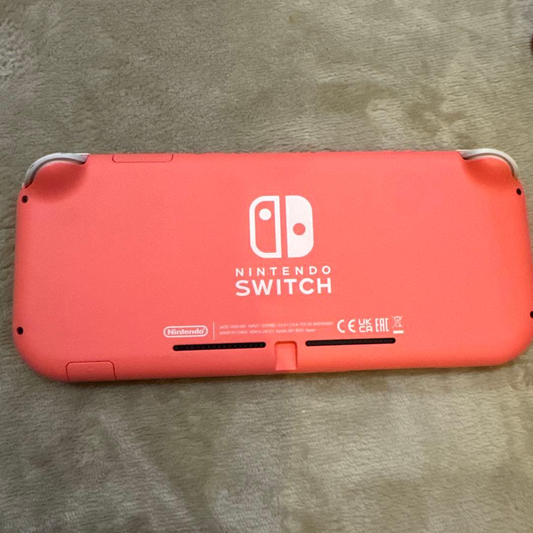 Nintendo Switch LITE コーラル