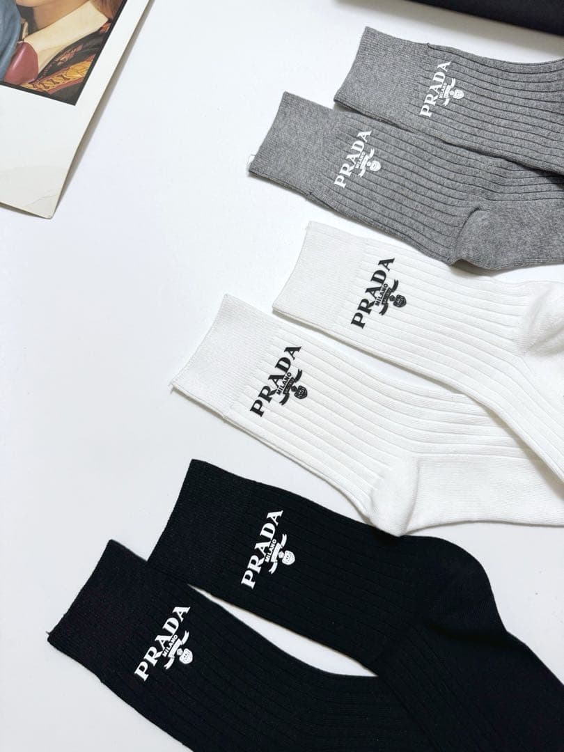 PRADA ロゴ ソックス 3足セット ブラック ホワイト グレー