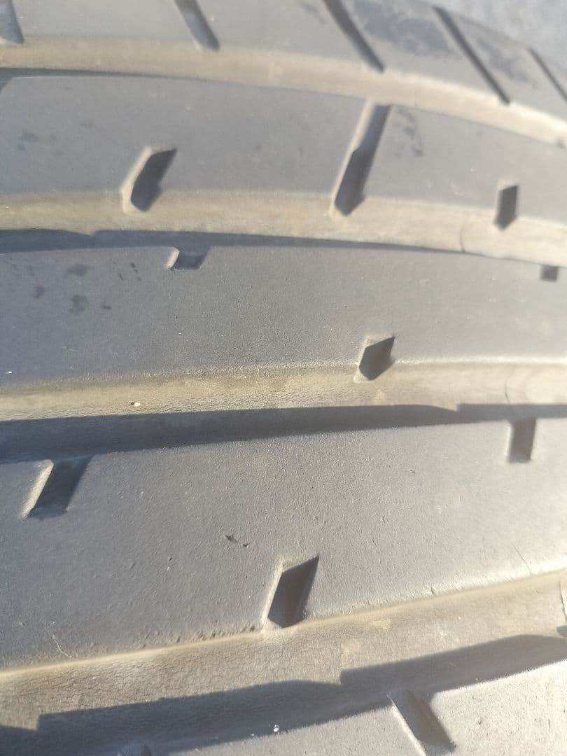 TOYO PROXES 225/55R19 24年製 室内保管 約5mm 送料込