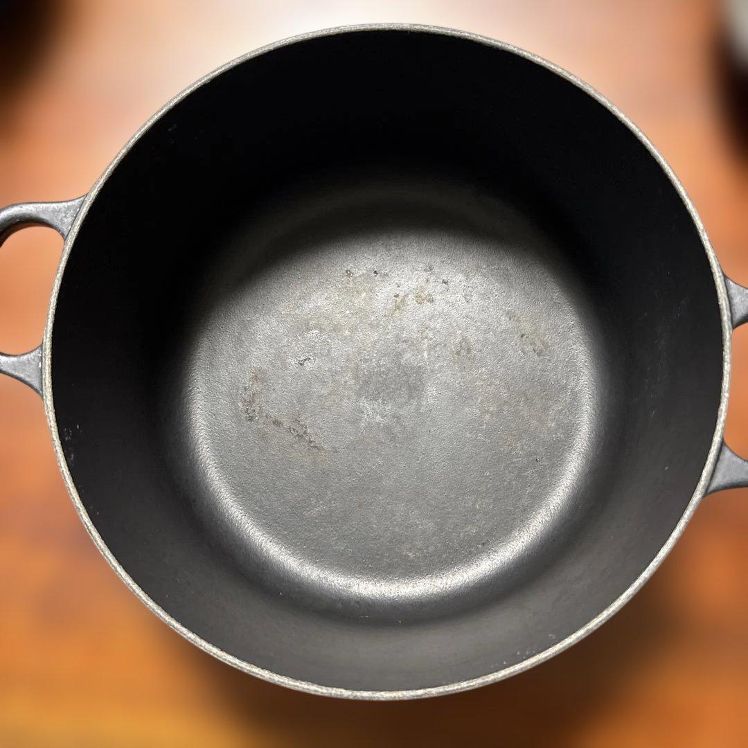 ルクルーゼ ココットロンド24cm マットブラック
