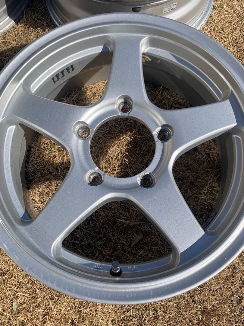 ジムニー社外ホイル 16inch 4本セット (値下げしました)
