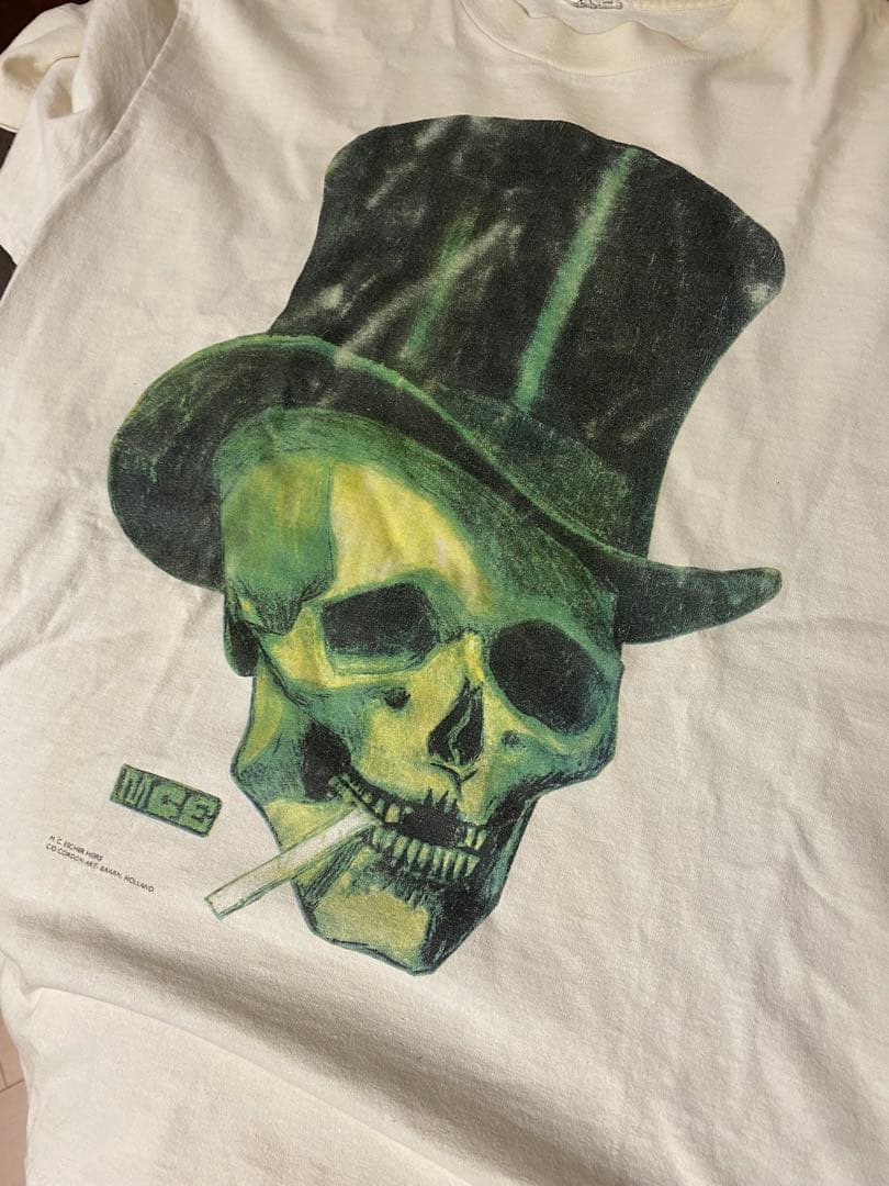 90s'ビンテージMC.エッシャースカル シルクハット Tシャツ古着