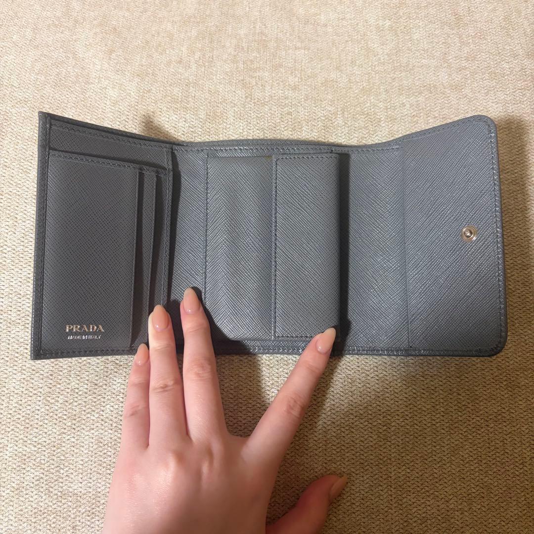 外箱/保証書付き PRADA ミニ財布 サフィアーノレザー リボン
