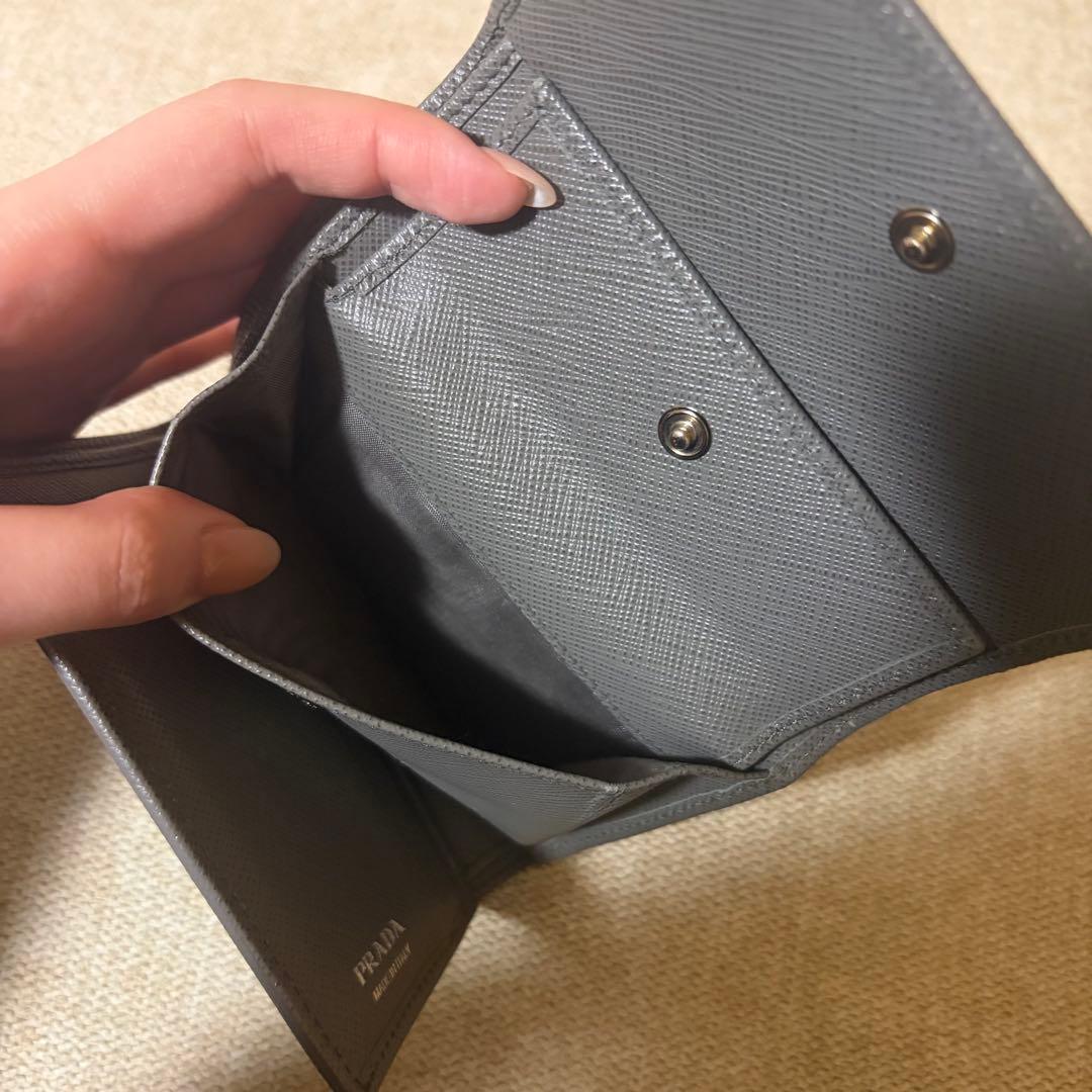 外箱/保証書付き PRADA ミニ財布 サフィアーノレザー リボン