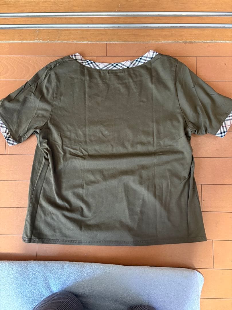 さ*ら様 Burberry大きめ半袖 Tシャツ未使用品15号（XL〜XXL）