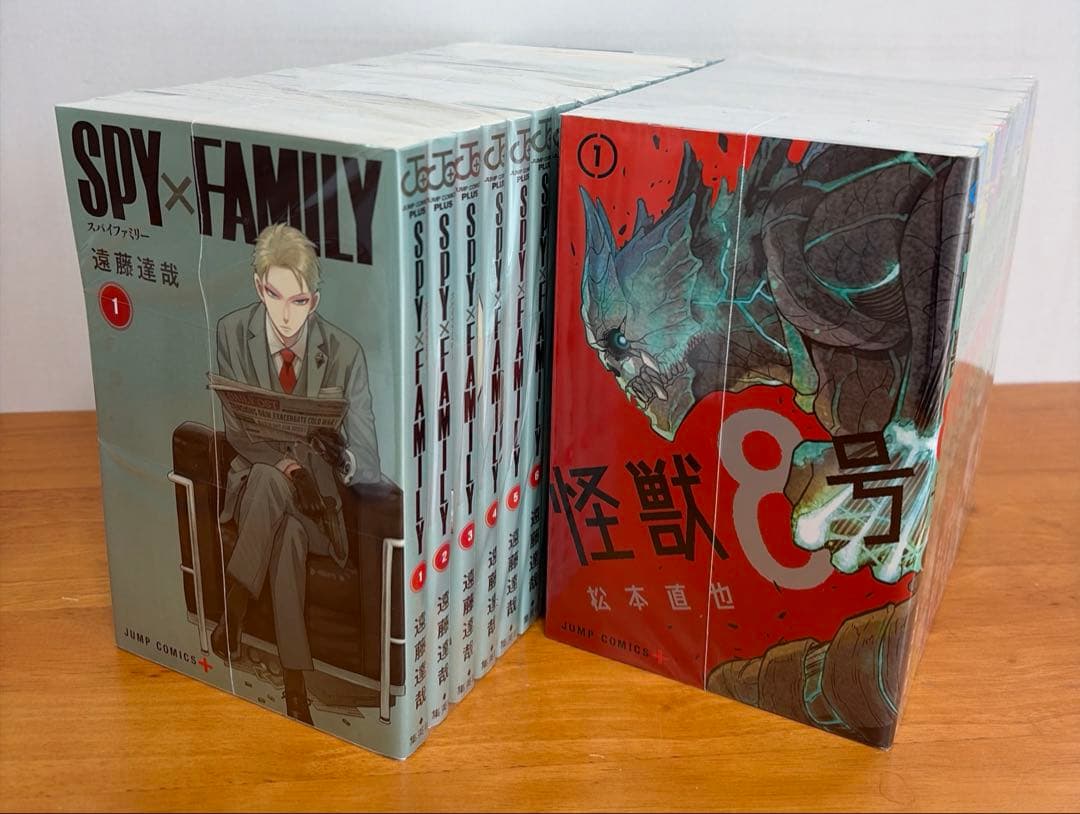 SPY×FAMILYスパイファミリー1〜14巻 ＋怪獣8号1〜13巻＋関連本3冊
