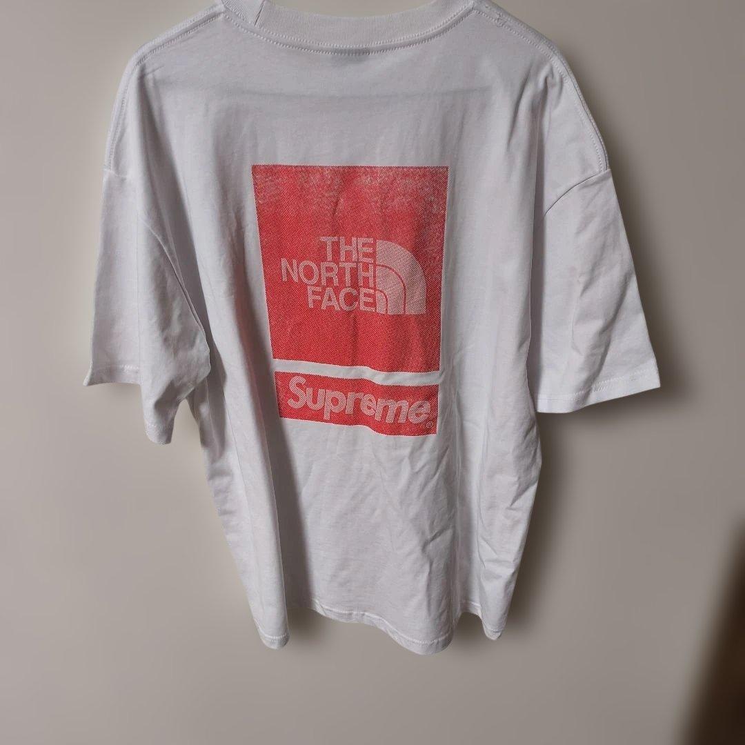 新品未使用、ノースフェイスSUPREME Tシャツ　サイズXL