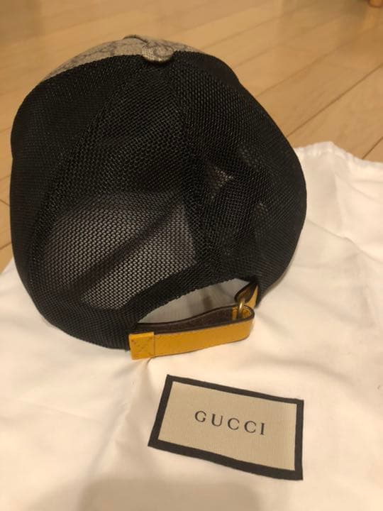 GUCCI タイガーメタルキャップ