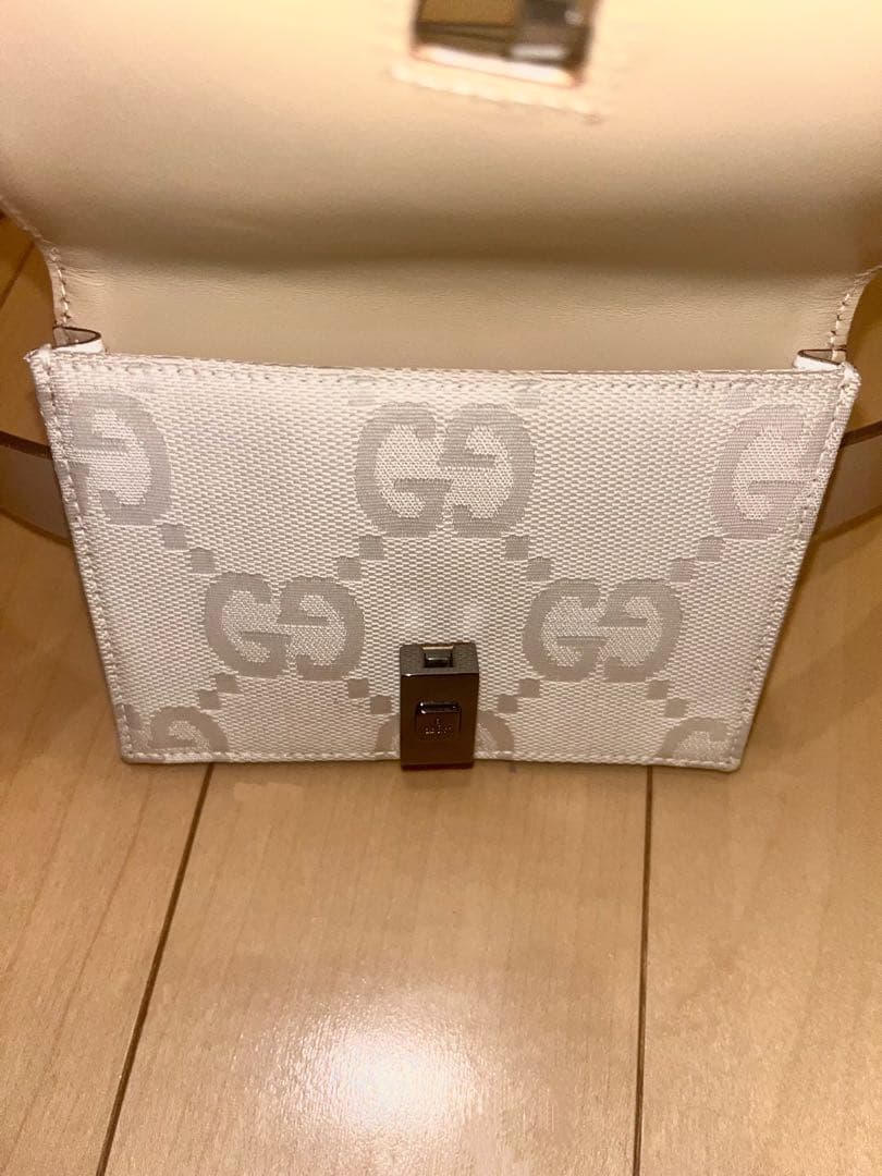 美品GUCCI ウエストポーチ